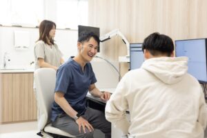 膝の痛み　早めに相談を